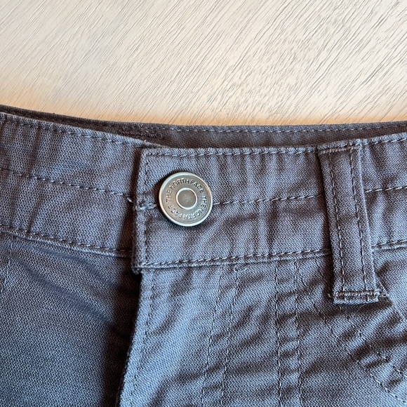 Women’s Dark Gray The North Face Hiking Shorts Size 0 - Picture 2 of 11